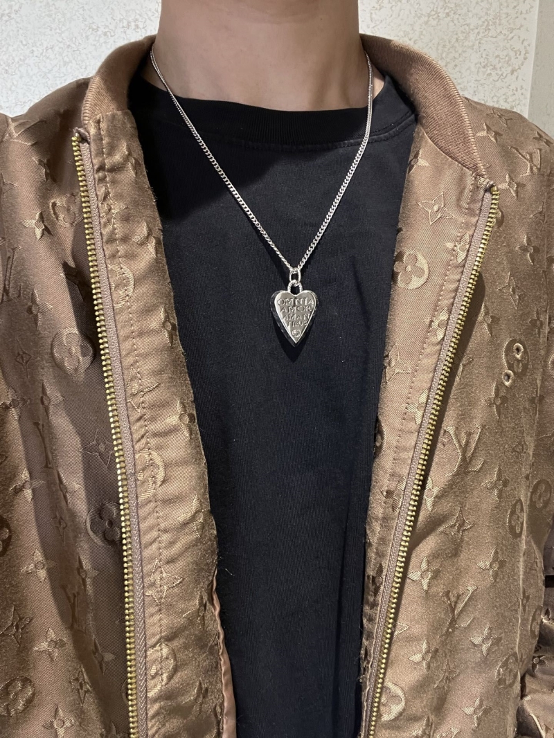 Gvc*1 necklaces